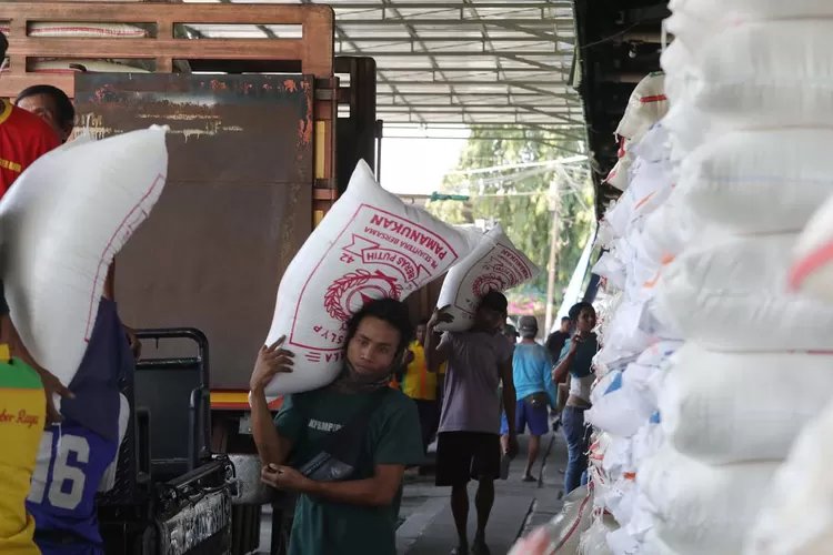JKT-1-HARGA-BERAS-MULAI-TURUN-FED-22JPG-1147210020.jpg