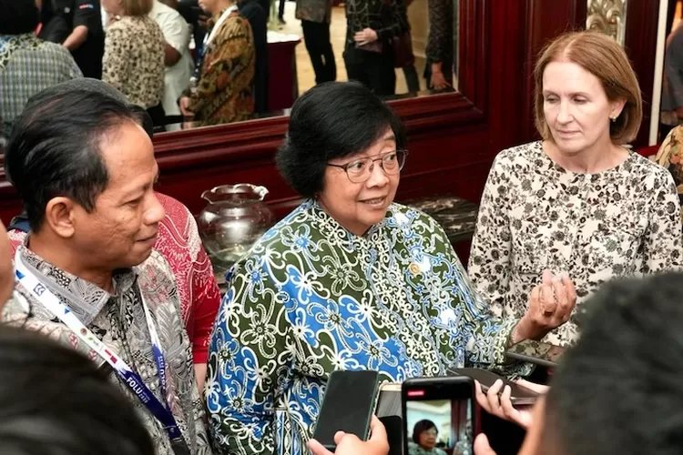 Siti-Nurbaya-Kabon-Norway-3248283083.jpeg
