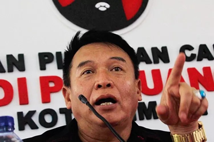 ditanya-pilgub-jabar-tb-hasanuddin-anak-muda-saja-yang-maju_m_126028.jpeg