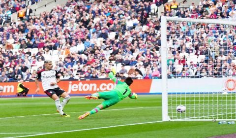 West Ham United vs Fulham, Dua Gol Andreas Pereira Benamkan the Hammers