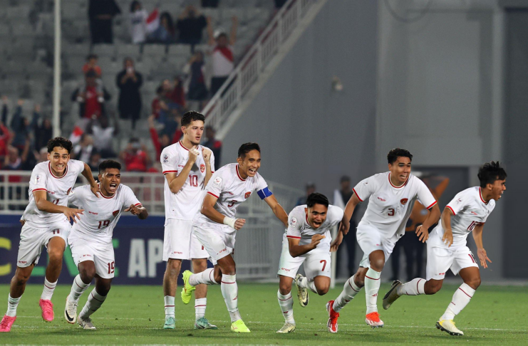 Erick Thohir: Semoga Momentum Positif Timnas U-23 Indonesia Hasilkan Tiket Final 2 Timnas U-23 Indonesia - Semifinal Piala Asia U-23 - Shin tae-yong - Alamy 2