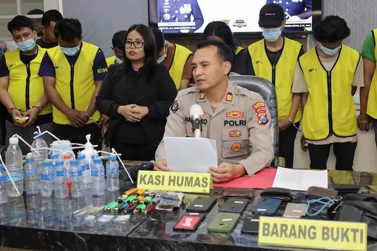 kampung-narkoba-surabaya-2345684304.jpg