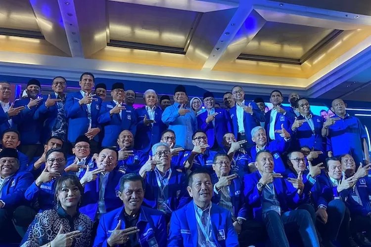 DPW-PAN-bersama-prabowo-2545925533.jpeg