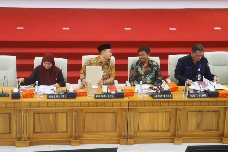 KPU-Gelar-Uji-Publik-Rancangan-PKPU-Terkait-Pilkada-Serentak-Dery-Ridwasah-4JPG-4090791152.jpg