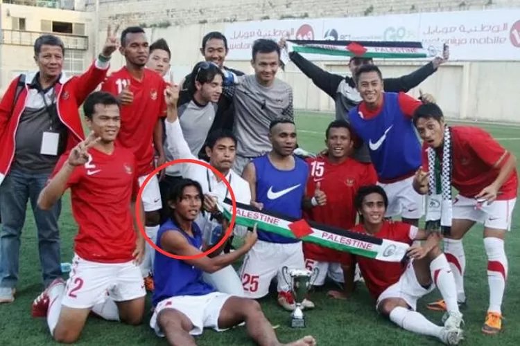 Pemain-Persik-Kediri-dan-mantan-pemain-Timnas-Indonesia-di-era-Nil-Maizar-Jajang-Paliama-meninggal-dunia-karena-kecelakaan-2161897982.jpg