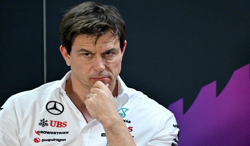 Toto Wolff Tanggapi Rumor Soal Kursi Kosong Tim Mercedes di Musim Depan