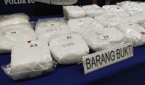 Operasi Gabungan Bea Cukai dan Polda Kepri Ungkap Penyelundupan Sabu di Batam