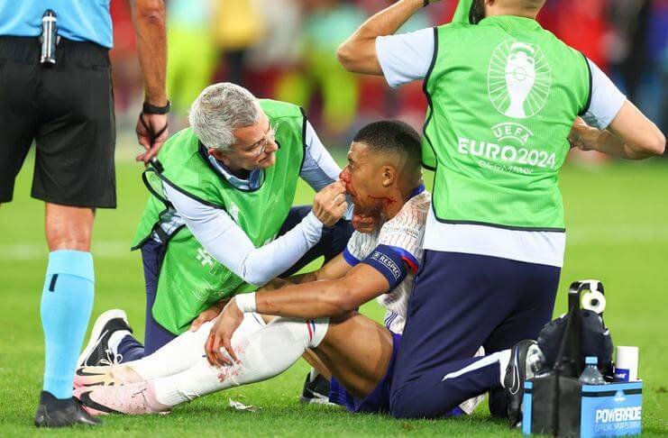 Didier Deschamps Pasrah Soal Kylian Mbappe untuk Lawan Belanda 3 Kylian Mbappe dikabarkan tak perlu menjalani operasi.