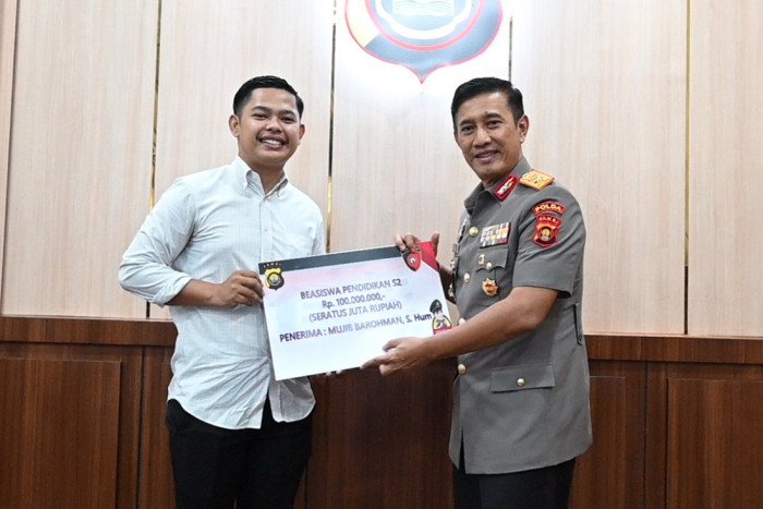 Lewat Tangan Kapolda Jambi, Hasrat Mujib untuk Tempuh Studi S2 Terkabul