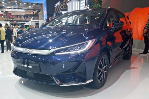 BYD-M6-1-500x333.jpg GIIAS 2024: Bedah Kelengkapan MPV Listrik BYD M6