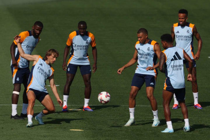 LATIHAN FBL ESP LIGA NYATA MADRID