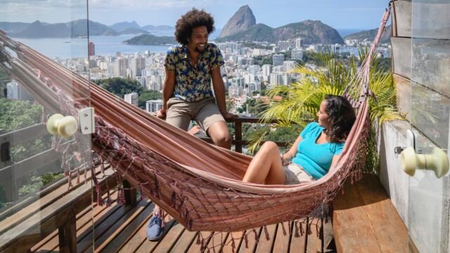 108023747-1724264372953-gettyimages-1065524356-casa-0416.jpeg