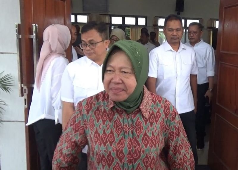 Akan Mundur dari Jabatan Menteri Sosial, Risma Ingin Temui Jokowi