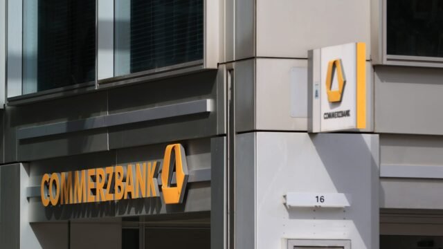 108040013-1727413295937-gettyimages-2170767908-GERMANY_COMMERZBANK.jpeg
