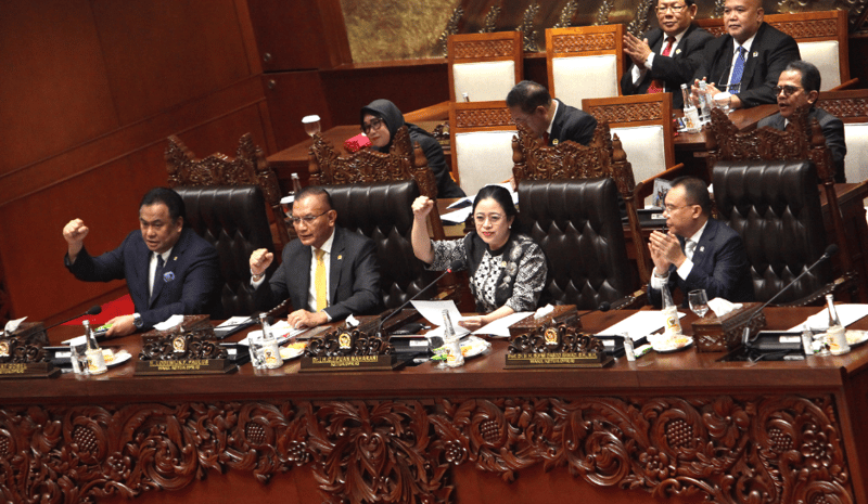 DPR Selesaikan 63 RUU Pada Masa Sidang 2023--2024