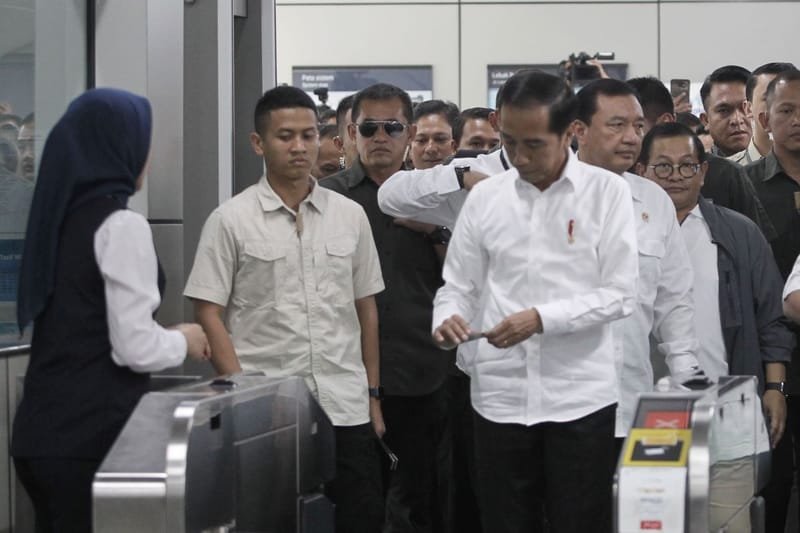 Presiden Jokowi Resmikan Pembangunan MRT Lintas Barat-Timur Fase 1