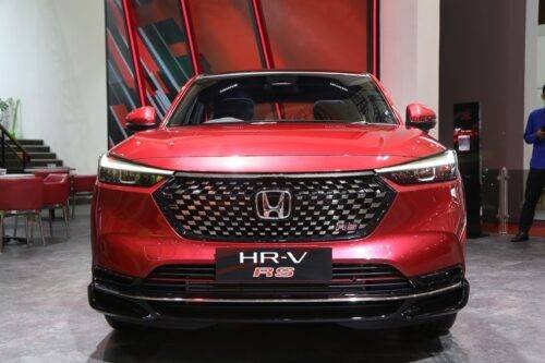 Honda-HR-V-monochrome-IIMS-2023-3-500x333.jpg Cari SUV Kompak, Simak Daftar Model Terbaru Bulan Ini