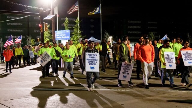 108041373-1727784755755-gettyimages-2175250789-US_PORT_STRIKE.jpeg