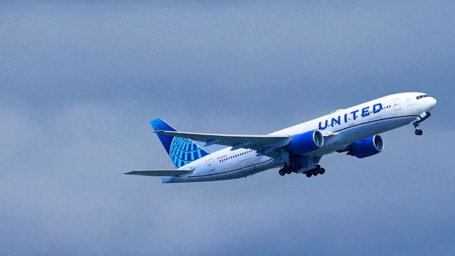 108052599-UnitedAirlines.png