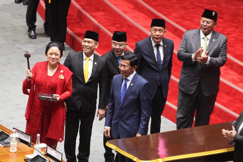 Saan: Pimpinan Punya Tanggung jawab Benahi Citra DPR