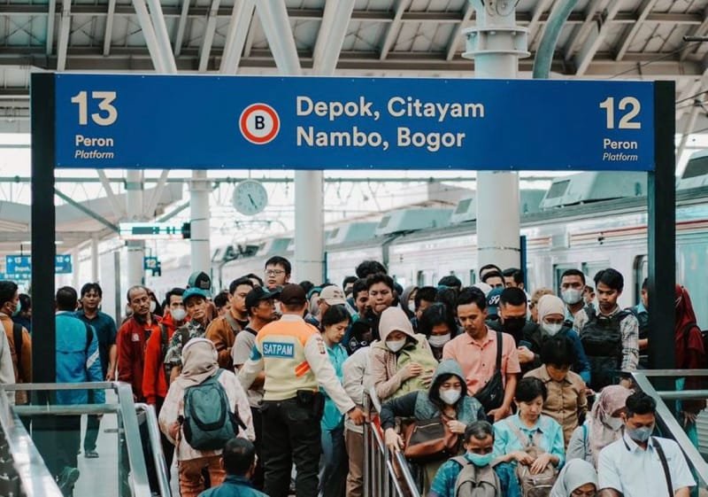 Penumpang di Stasiun Manggarai Membludak, Ini Antisipasi KAI Commuter