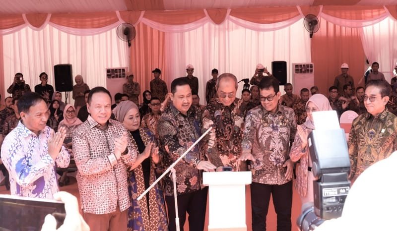 Manfaatkan Fasilitas Kepabeanan, PT PAL dan PLN Luncurkan Pembangkit Listrik Terapung