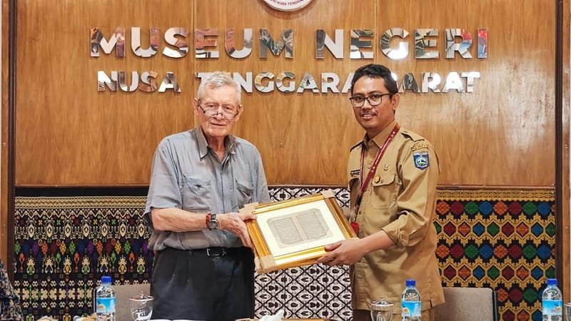Museum Negeri NTB Terima Hibah Benda Kuno dari Kolektor Australia