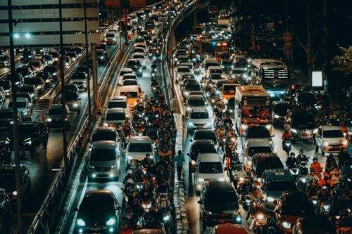 motor-macet-4-500x333.jpg Ini Alasan Konsumen Khawatir Beli Sepeda Motor Listrik