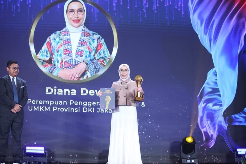 Dorong Pengembangan UMKM di Jakarta, Ketua Umum Kadin DKI Jakarta Raih Penghargaan