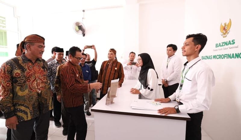 Dukung Pelaku Usaha Mikro, Baznas Resmikan BMD di Tulungagung