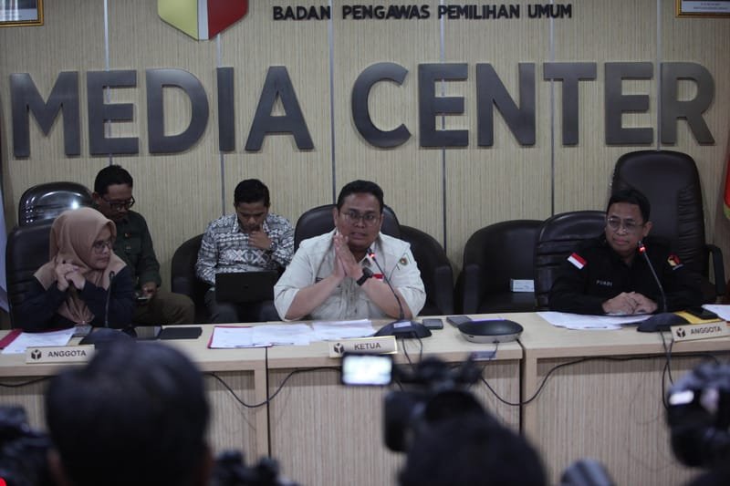 Bawaslu Akui Serangan Fajar Marak Jelang Pencoblosan Pilkada 2024