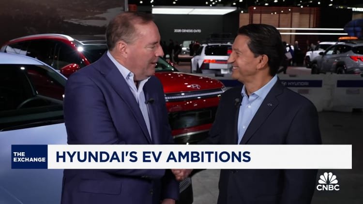 CEO Hyundai yang baru tentang kedekatan Elon Musk dengan Trump: itu bagus untuk kendaraan listrik
