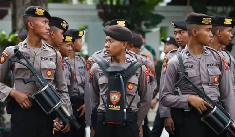 Legislator Minta Polri tak Izinkan Semua Kesatuan Pegang Senjata