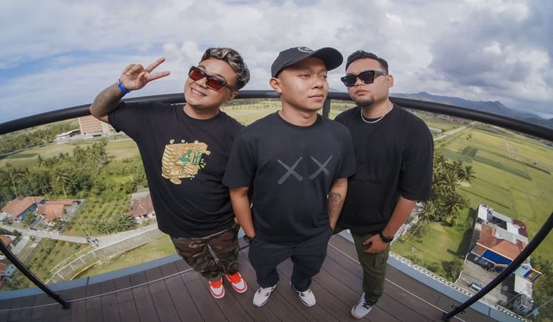 Karnamereka Rilis Single Ayah