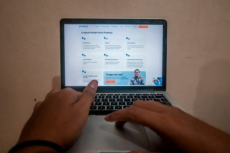 Strategi Peningkatan Keterampilan untuk Mempersiapkan SDM Indonesia Menghadapi 2045