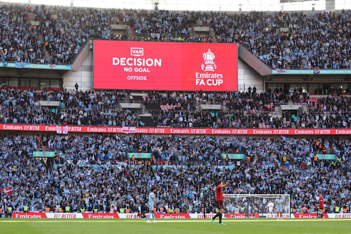 Coventry City v Manchester United - Semifinal Piala FA Emirates