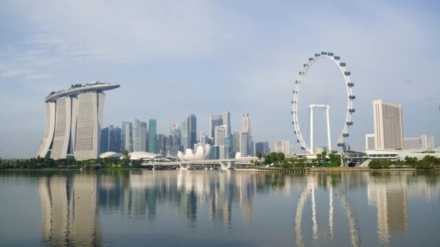 107172030-1672278168837-gettyimages-1235683276-SINGAPORE_SKYLINE.jpeg