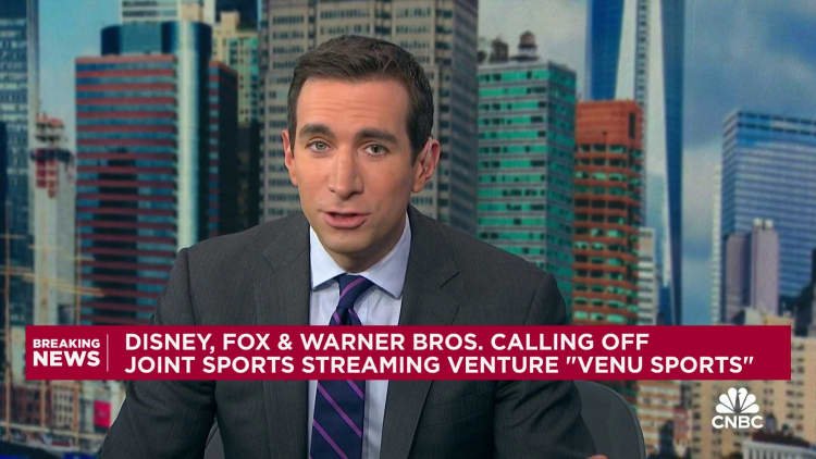 Disney, Fox dan Warner Bros. Discovery menutup layanan streaming olahraga Venu