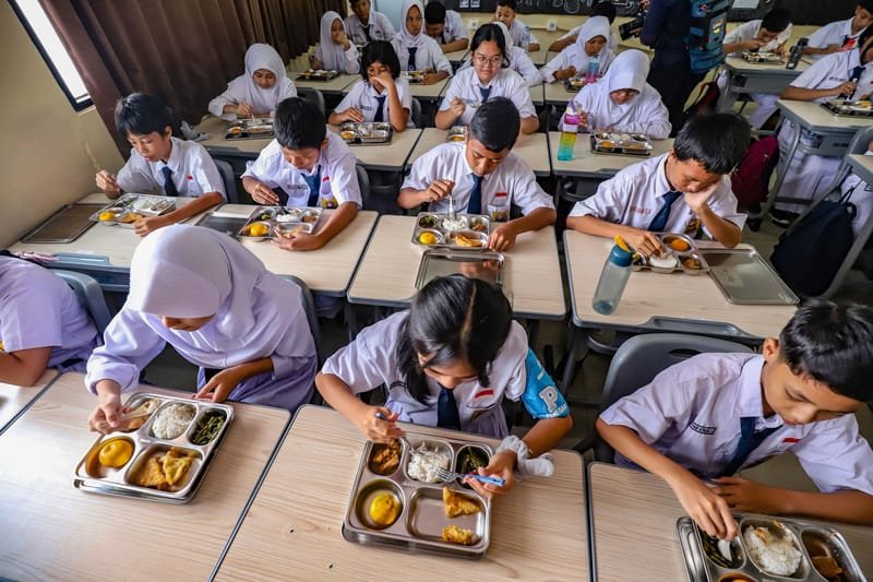 Pemerintah Awasi Ketat Makan Bergizi Gratis, Antisipasi Kendala hingga Korupsi