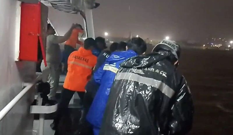 Kapal MT Silver Sincere Bocor dan Tenggelam di Selat Singapura