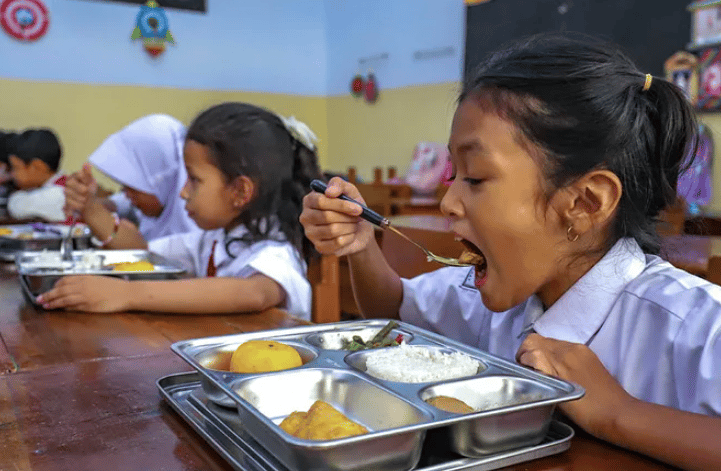 Istana Bantah Kantin Sekolah Rugi Karena Makan Bergizi Gratis