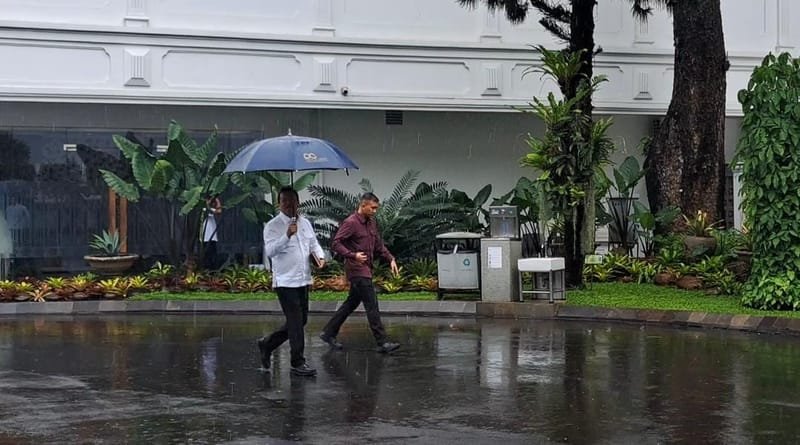 Prabowo Panggil Menteri Sakti Wahyu Trenggono ke Istana, Bahas Pagar Laut?