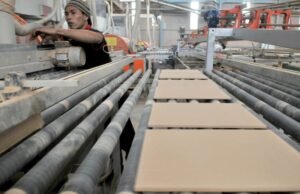 Menteri ESDM Pastikan Tujuh Kelompok Industri Tetap Dapat Insentif Gas Murah