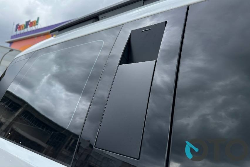 Hidden Type Assist Handles