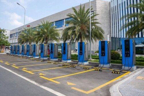 V-Green-500x333.jpeg V-Green dan eTreego Siapkan 100.000 Stasiun Pengisian Daya Khusus VinFast