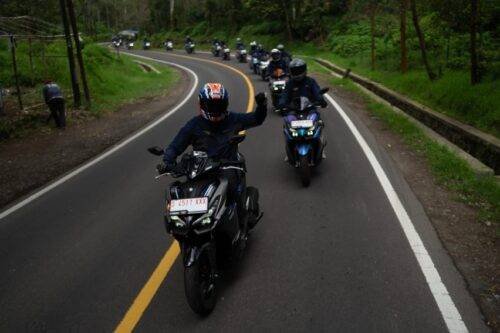 Yamaha-Aerox-Alpha-Media-Ride-2-500x333.jpeg Setelah Sirkuit, Yamaha Ajak Media Jajal Performa Aerox Alpha di Jalur Viral Seribu Tikungan