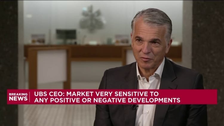 CEO UBS Ermotti dapat menyebabkan resesi dan tekanan inflasi, kata Ermotti, CEO UBS, mengatakan