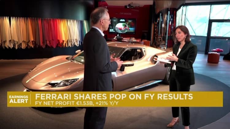 CEO Ferrari: Motor Listrik Sepenuhnya 'Tambahan Penting'