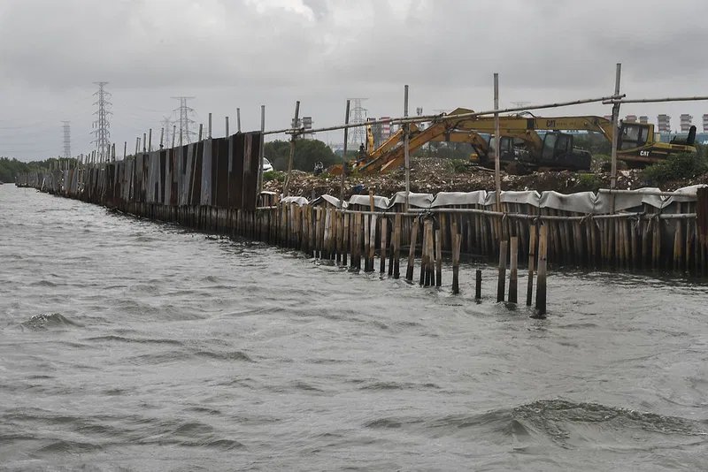 KKP Bakal Periksa PT TRPN Soal Pagar Laut di Bekasi 