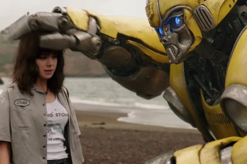 Sinopsis Film Bumblebee: Misi Penyelamatan Bumi dari Decepticons